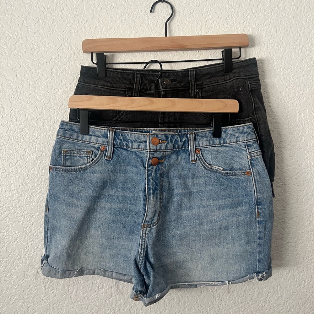 Black and Blue Target Short (2 shorts included)